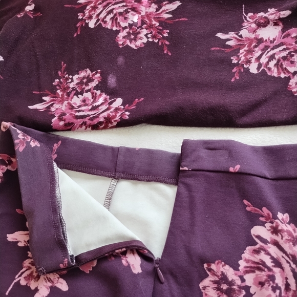 Skirt and Blouse set Wine and Pink by Simply Styled by Sears - Picture 6 of 7